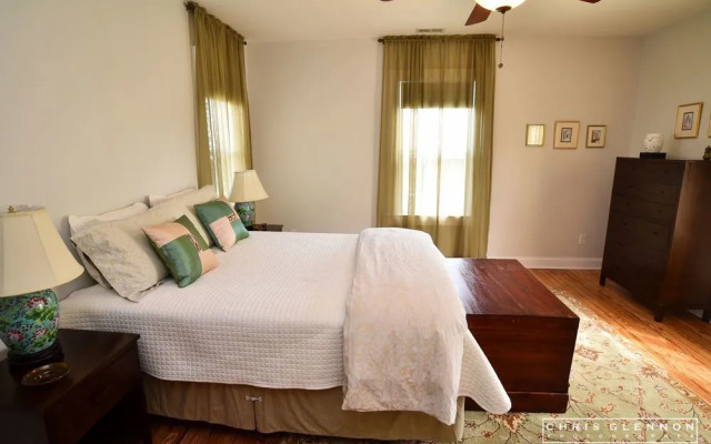 Alyssa House Bed & Breakfast