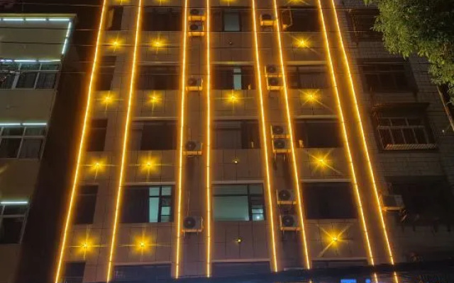 Junyi Chain Hotel (Xishui Zhongbai Storage Chinese Medicine Hospital Branch) – Exterior – Huanggang