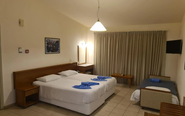 Nissiana Hotel