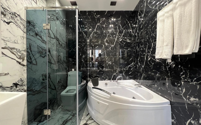 Derenik Demirchyan street, 2 bedrooms Modern, Beautiful apartment DE333