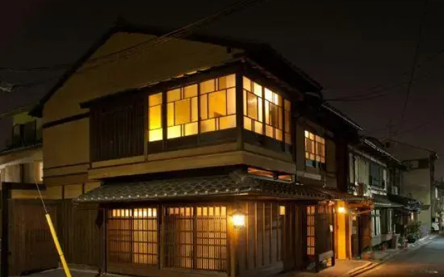 Zen Machiya Inn