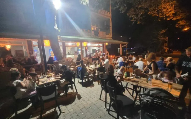 Defne Otel & Restaurant