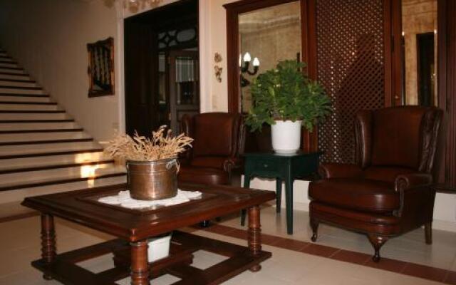 Valencia Country House