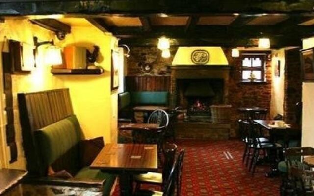 The Farmyard Inn