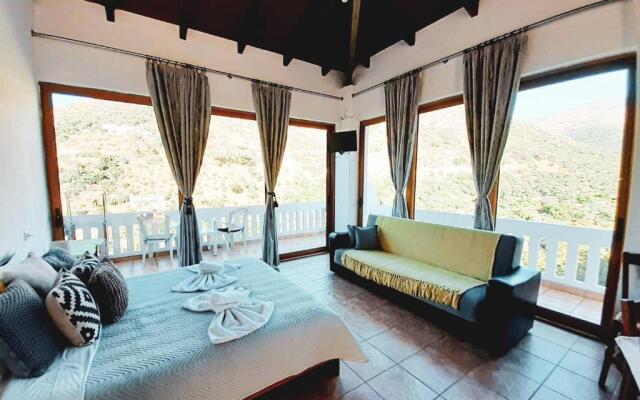 Lefteris Rooms