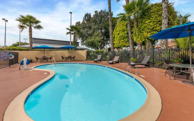 Best Western Americana Inn