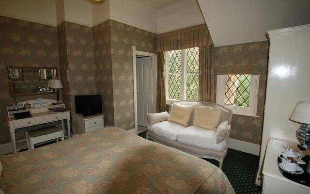 Rylstone Manor