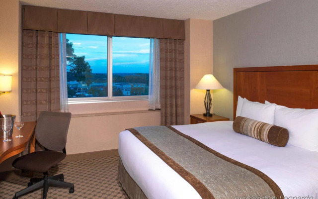 The Alloy King of Prussia - a DoubleTree by Hilton