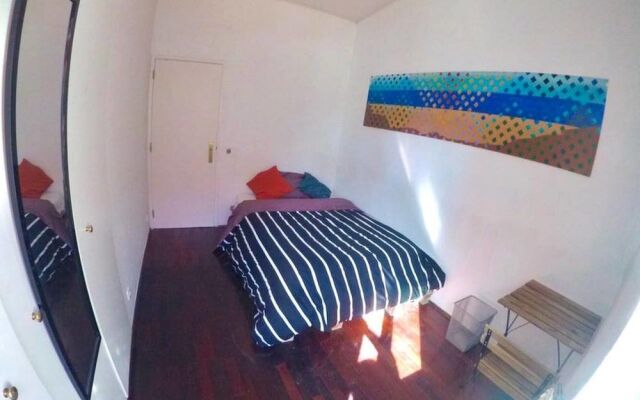 7 Waves Surf Hostel