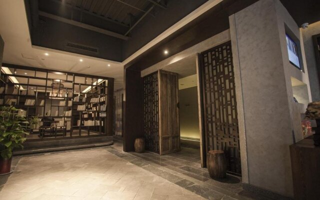 Atour Hotel Lotus Ankang