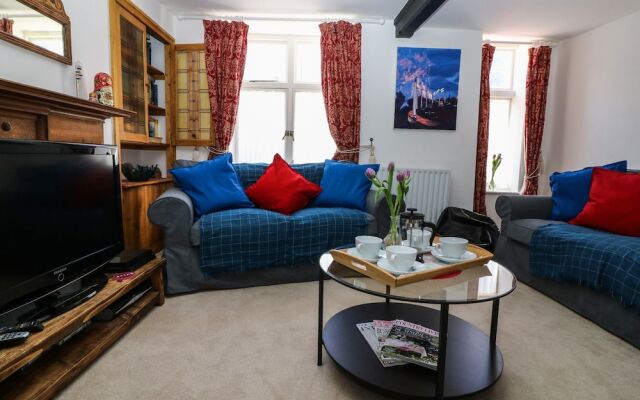 Medland, Newton Abbot