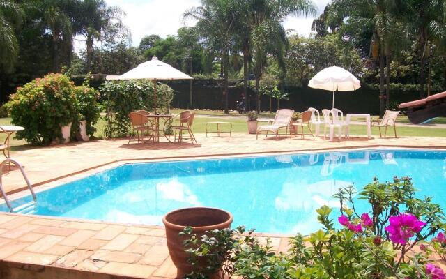 Hotel Pousada Chalé Das Flores