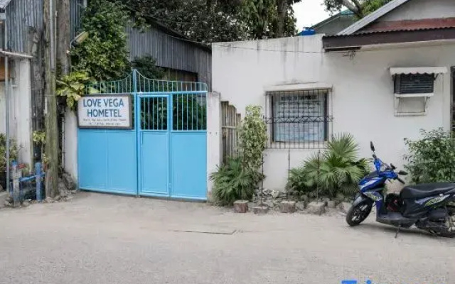 Love Vega Hometel El Nido near Beach