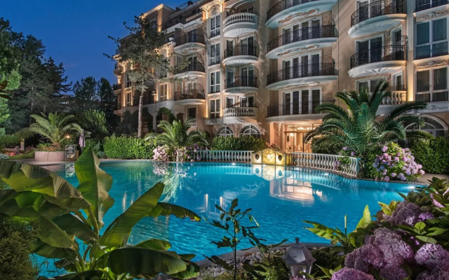 Venera Palace