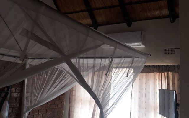 iroCK Lodge
