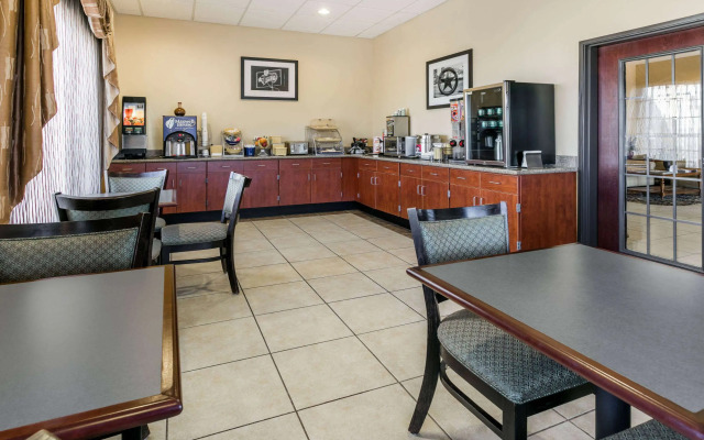 Days Inn by Wyndham Salado