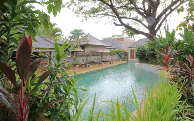 Airy Seminyak Kerobokan Kuwum Gang Rajawali Bali