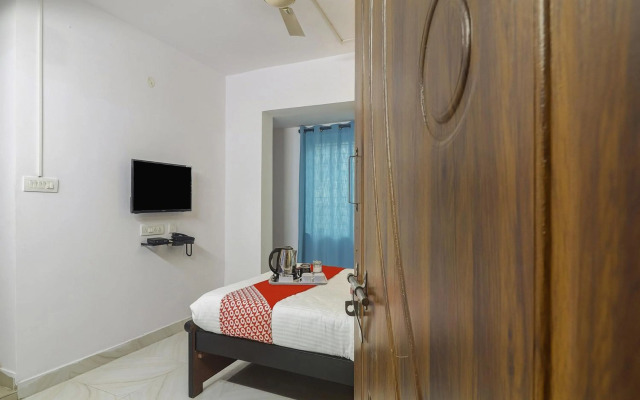 Super OYO 91856 Broholic Hotels