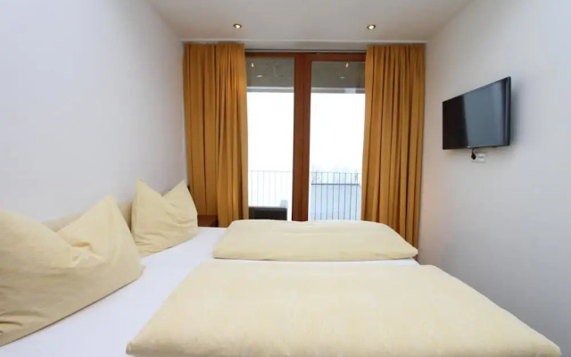 Emma Apartments