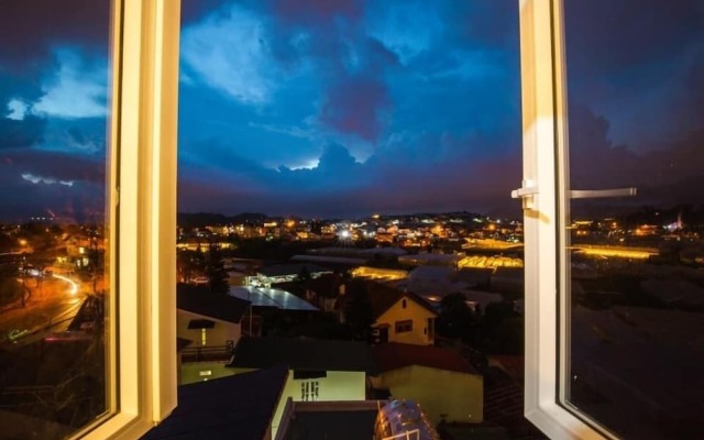 Huong Anh Luxury Hotel Dalat