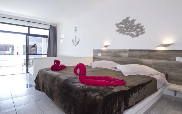 Saladar Suites Boutique