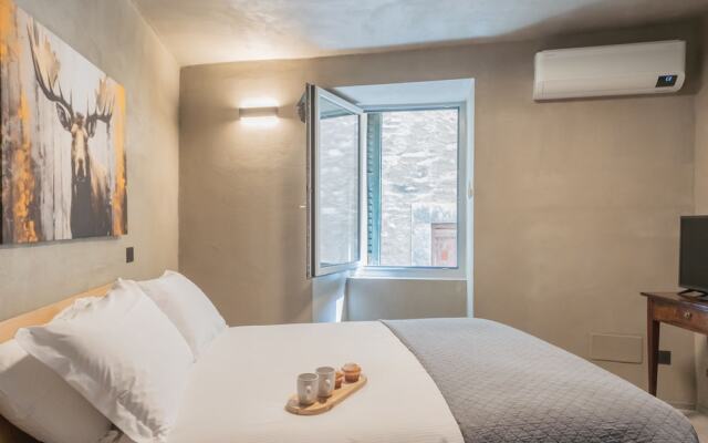 Gaia Suite Nearby Urio s Castle