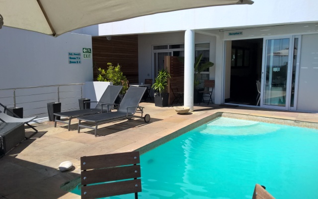 Sea Castle Hotel Camps Bay