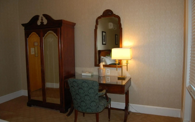 Windsor Inn Hotel