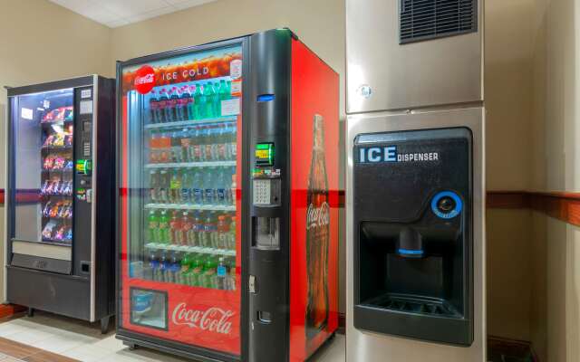 Best Western Plus Butterfield Inn