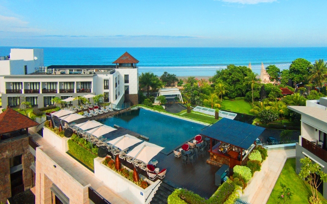 Pullman Bali Legian Beach