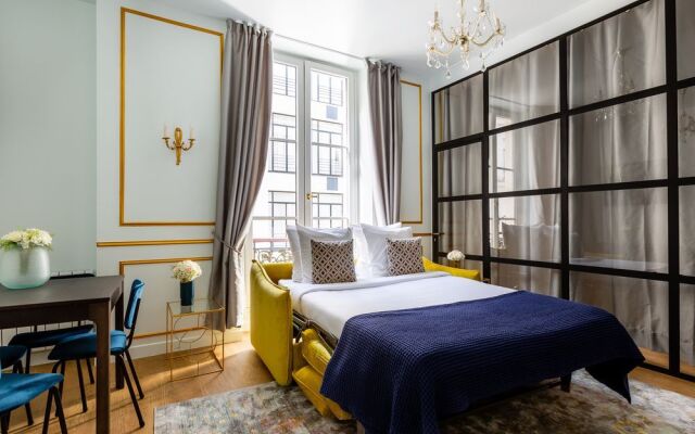 Luxury 2 Bedroom Apartment - Louvre