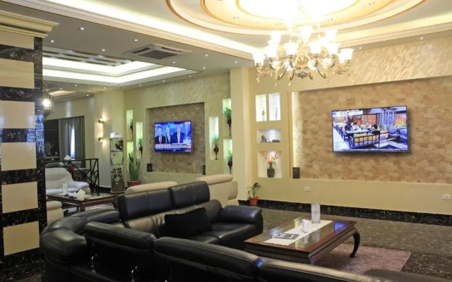 Boulevard Palace Hotel