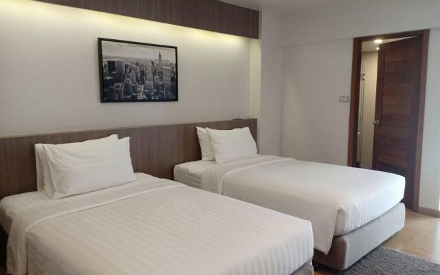 TK Palace Hotel & Convention