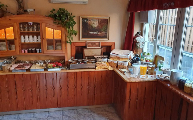 Karin Hotel