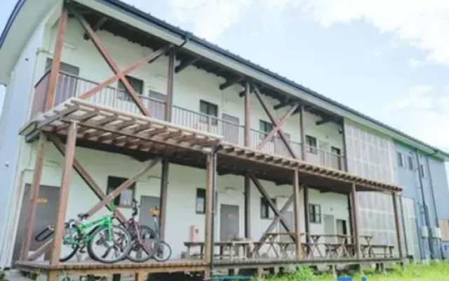 Lodge n'Tribe