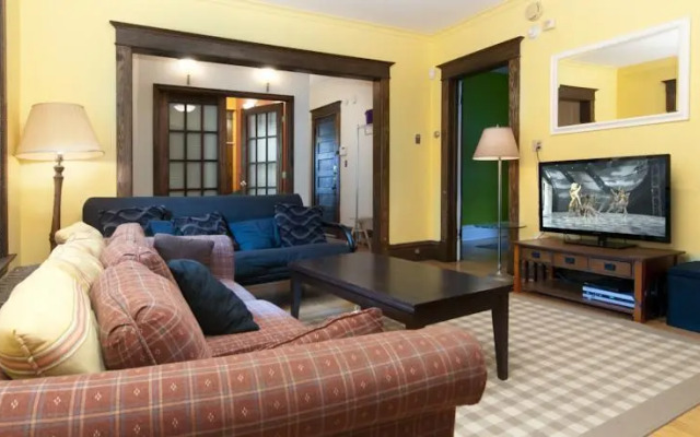 Scott & Jenna Shortstay - Loft Studio Minneapolis