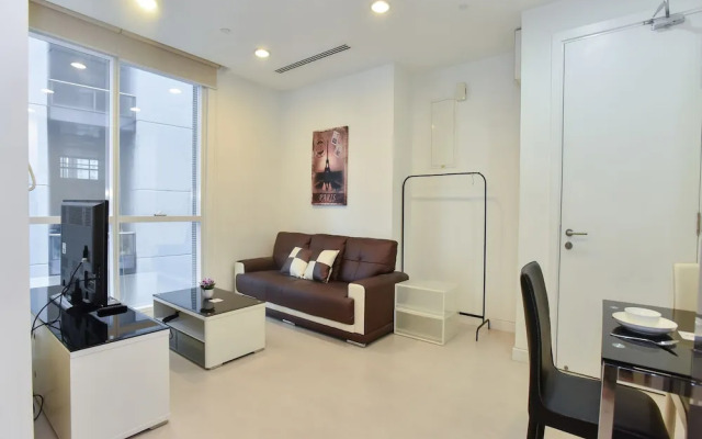 OYO Home 871 Elegant Binjai 8