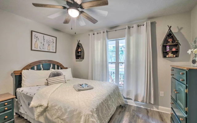 Serene Old Town Getaway Near Suwannee River!