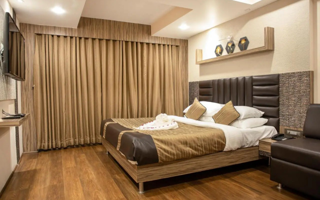 Hotel Rajmahal