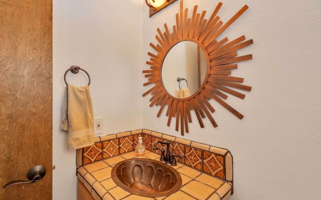 Private Pool: Pet-friendly Home in Scottsdale!
