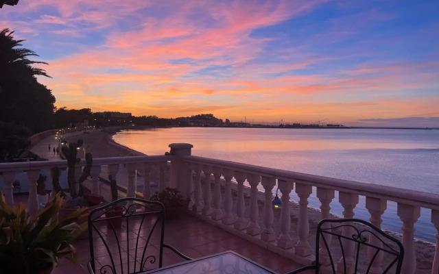 MARINETA CASIANA "Villa Angela"