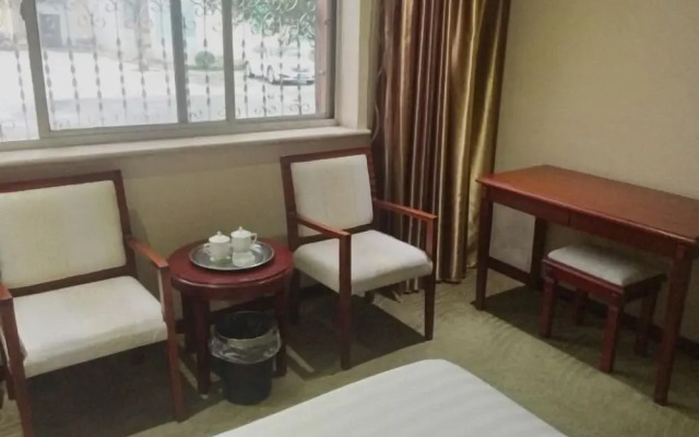 Zhushan Hotel