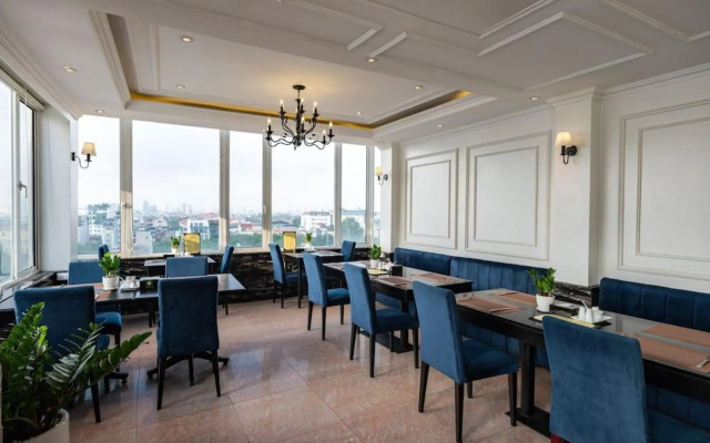 The Flower Boutique Hotel & Travel