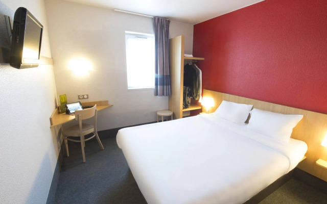 B&B HOTEL Tours Nord 2 La petit Arche