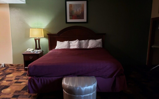Hawthorn Extended Stay by Wyndham Fayetteville