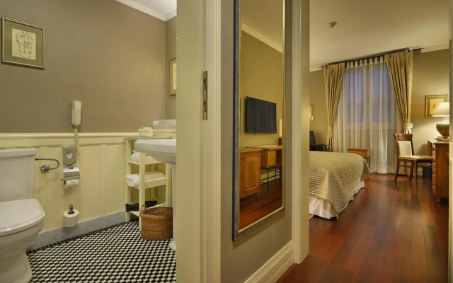 Marrol's Boutique Hotel