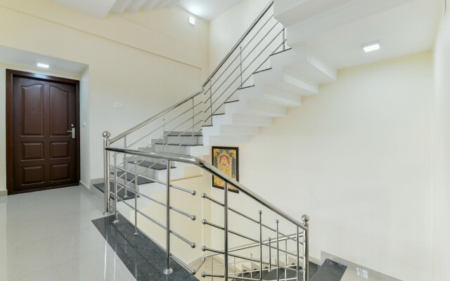OYO Home 24016 Serene Stay