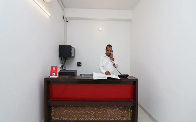 OYO Flagship 26898 Galleria