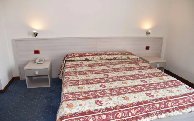 Hotel Fiesta