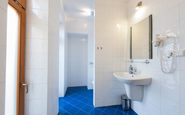 Hotel Garni Pod Skalkou